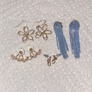 Elegant Gold Dangly Earring Set